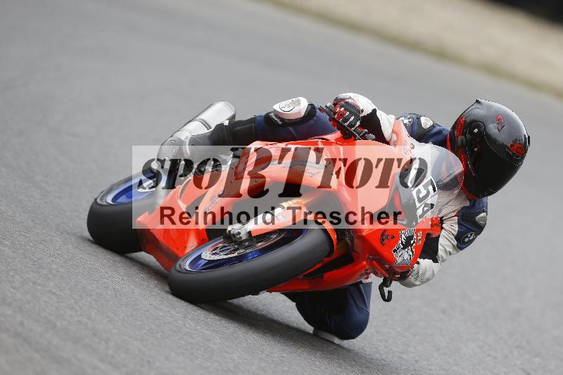 /37 09.08.2026  Pluess Motosport ADR/Freies Fahren/154